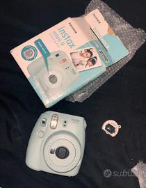 Fotocamera istantanea