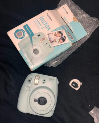 Fotocamera istantanea
