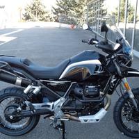 Moto Guzzi V85 TT GUARDIA D'ONORE