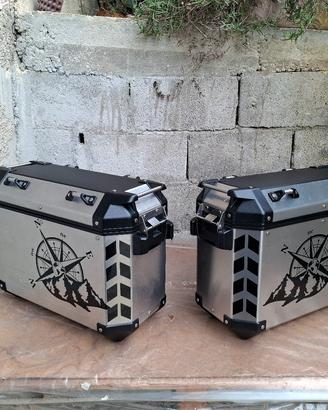 Coppia Valigie Givi trekker outback 