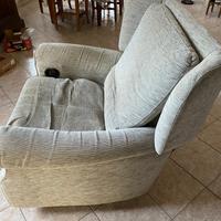 Poltrona Relax reclinabile con poggiapiedi