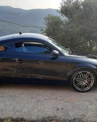 AUDI TT 2.0 benzina