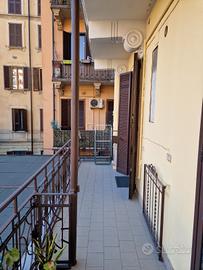 Bilocale arredato zona P.zza Firenze