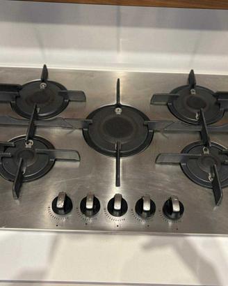 Piano cottura 5 fuochi Hotpoint Ariston