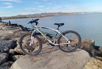 bicicletta Mountain bike da ciclista