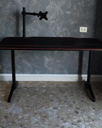 Scrivania gaming 140 cm 