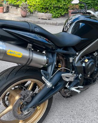 Street triple 675