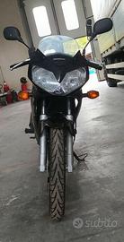 Motociclo 125 cc Honda CBR