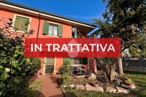 VILLA A SCHIERA D'ANGOLO A SONA