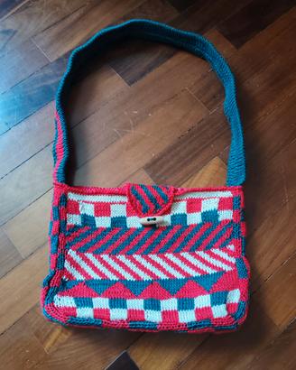 Borsa a tracolla lavorata a mano boho etnica