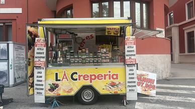 Carrello street food crepes panino bevande