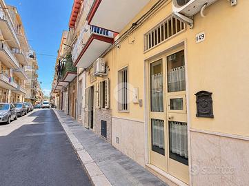 2 LOCALI A MANFREDONIA