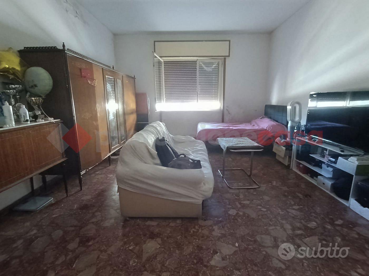 Apartment in Reggio Calabria - View 2