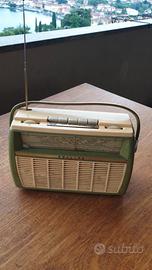 Radio portatile Philips anni 50/60