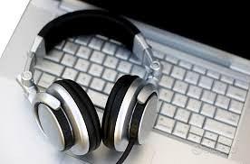 Diplomata lingue esperta Traduzioni e Sbobinature