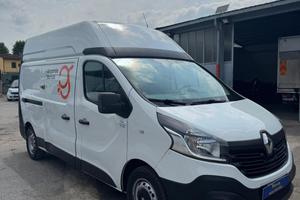 0374 FURGONE RENAULT TRAFIC TETTO ALTO 2017