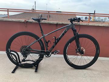 Trek xcaliber con oltre 1000 euro di upgrade