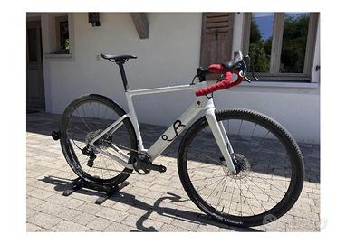3T Exploro Ultra 2022 Verniciatura Speciale