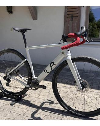 3T Exploro Ultra 2022 Verniciatura Speciale