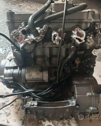 Ricambi blocco motore honda hornet 600