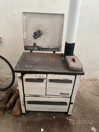 Cucina Economica a Legna Splendid con tubo