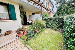 Villetta a schiera di 102 m² con 3 locali e box au