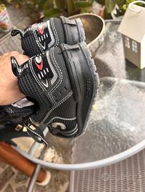 Scarpe antinfortunistiche