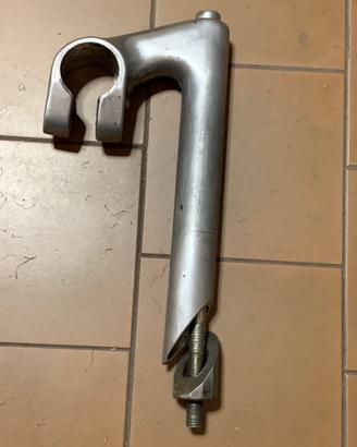Attacco manubrio bici