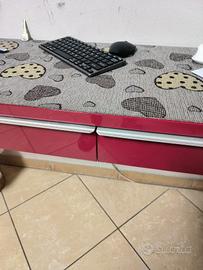 scrivania Ikea bordeaux