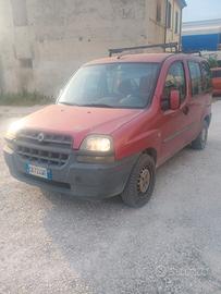 DOBLO DEL 2002 BUONE CONDIZIONI MOTORE
