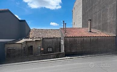 Casa Singola, Via Mongibello n.2