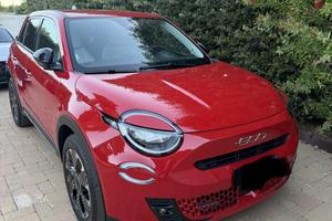 Fiat 600 Hybrid Vers. la prima