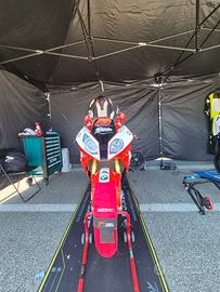 bmw s1000rr  pronto pista