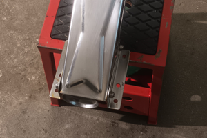 Supporto motore ausiliario