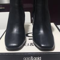 Tronchetti pelle nera Gold&Gold n 37