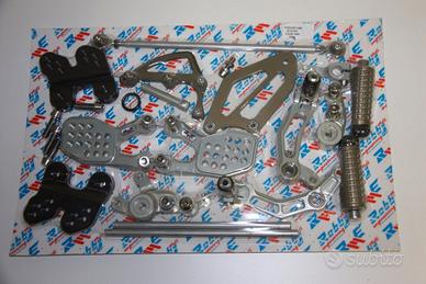 Pedane arretrate racing ROBBY MOTO Suzuki GSX-R100