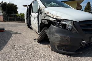 Vito 116 incidentato