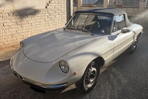 Alfa Romeo 1300 Spider Junior anno 1968 coda lunga