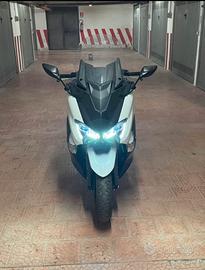 Yamaha t max