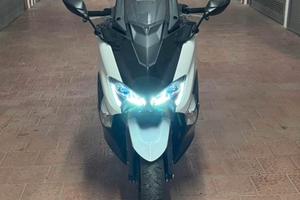Yamaha t max