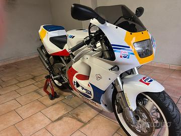 Suzuki Rgv 250 VJ 22