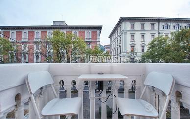 LUSSUOSO TRILOCALE IN PIENO CENTRO