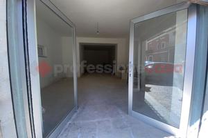 Negozio Mondragone [Cod. rif 3265812VCG]