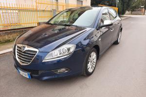 lancia delta 1.6 mjt 105 cv