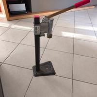 tappabottiglie a colonna