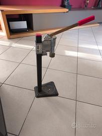 tappabottiglie a colonna