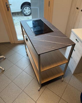 Piano ad induzione con carrello