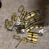 Lotto cilindri serratura- varie misure