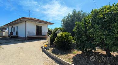 VILLA SINGOLA A LATINA