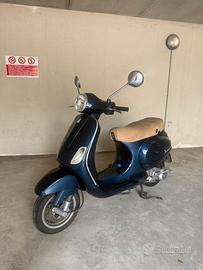 Piaggio Vespa LX 125